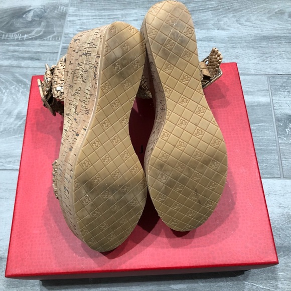 Donald Pliner natural cork /metallic flatform-61/2 - Picture 7 of 7